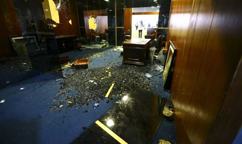 Depredação em sala do Palácio do Planalto