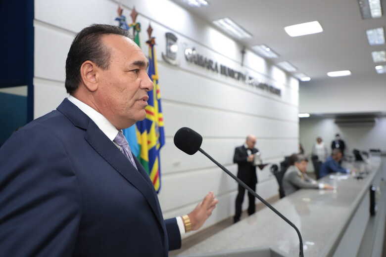  Sess&atilde;o Solene de recondu&ccedil;&atilde;o da Mesa Diretora ocorreu neste domingo (1&deg;)