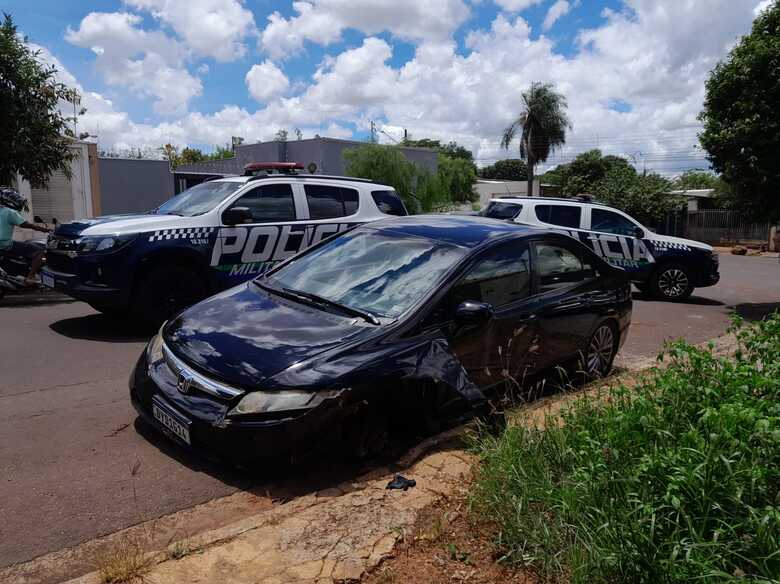 Honda Civic que suspeito usou na fuga