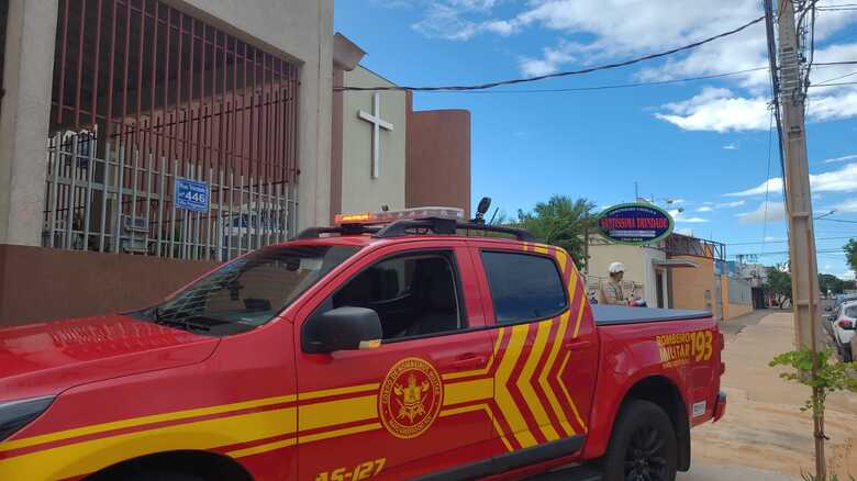 Idoso caiu de uma altura de 7 metros