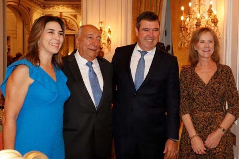 Primeira-dama do Estado Mônica Riedel, Pedro Chaves, governador Eduardo Riedel e secretária especial da EPE Eliane Detoni