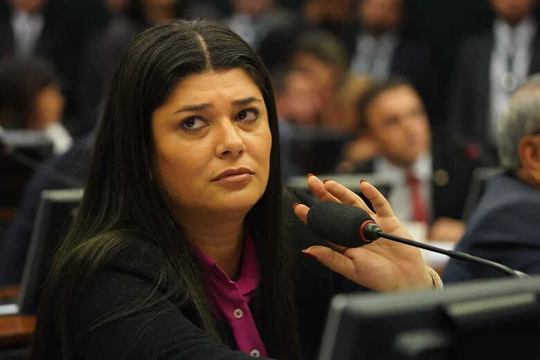 Ex-deputada federal Rose Modesto