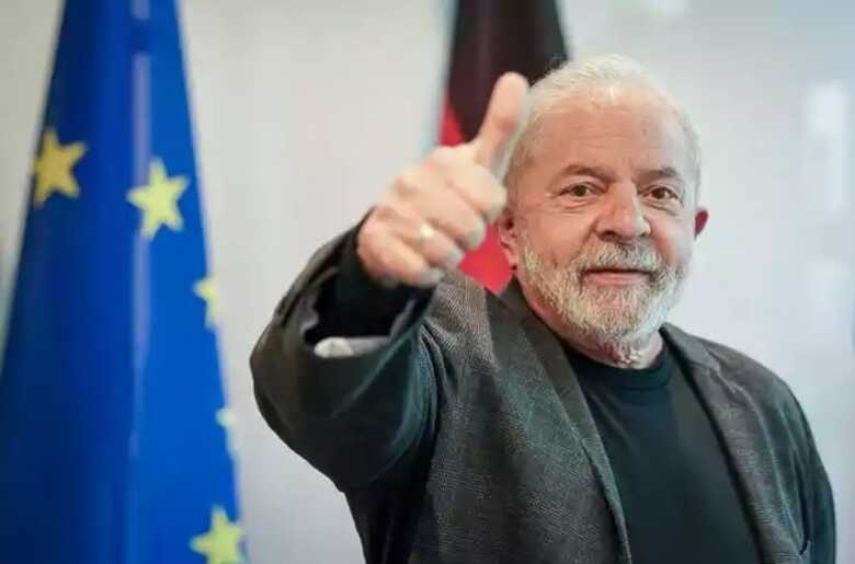 O presidente Luiz Inácio Lula da Silva passou por avaliações feitas pela médica da Presidência