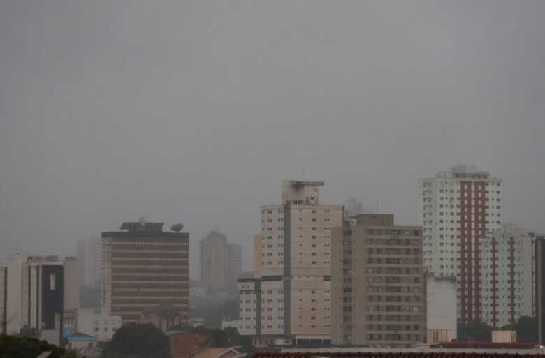 Tempo chuvoso em quase todo MS