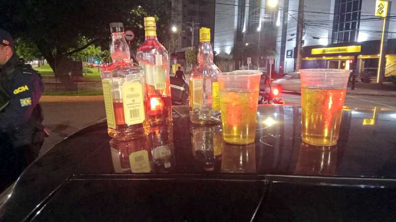 Bebidas foram dadas para adolescentes