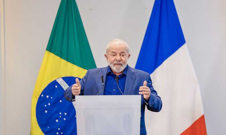 Lula retornou ao Brasil após encontros com presidentes europeus