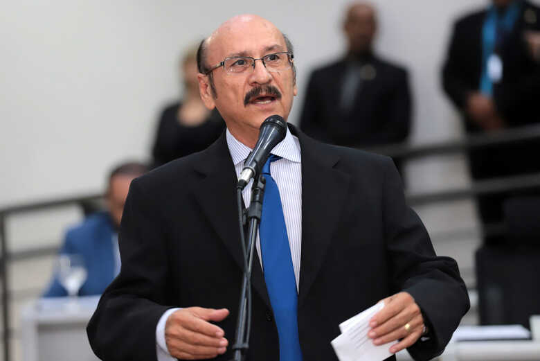 Vereador Dr. Loester (MDB)