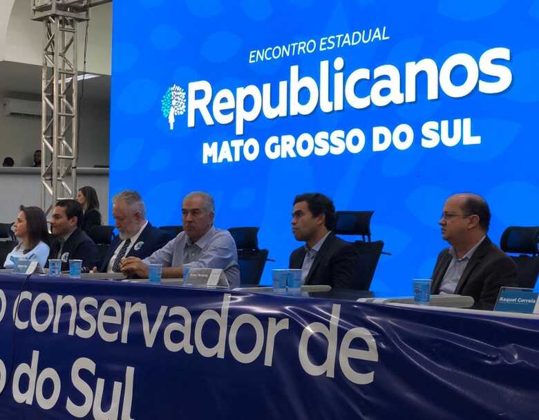 Da esquerda para a direita: Adriane Lopes, Marcos Pereira, Antônio Vaz, Reinaldo Azambuja, Beto Pereira e Barbosinha