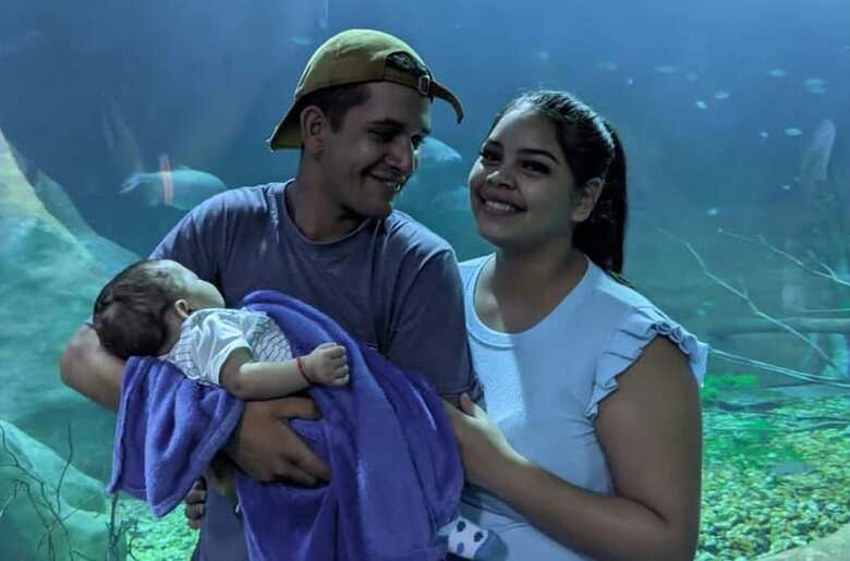 Gabriel deixa esposa e filho