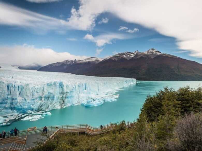  Glaciar&nbsp;Perito Moreno,&nbsp;geleira com 5 quil&ocirc;metros de comprimento&nbsp;faz parte do Parque Nacional Los Glaciares, em Santa Cruz