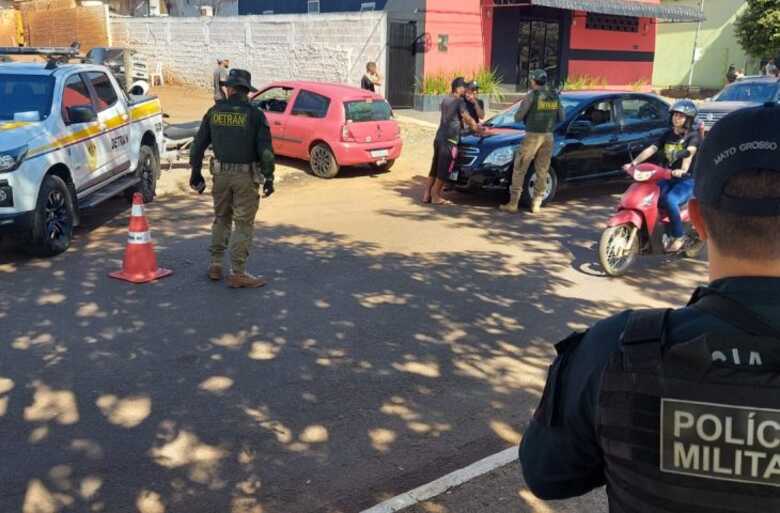 As a&ccedil;&otilde;es foram realizadas nas vias urbanas do munic&iacute;pio de Ribas do Rio Pardo