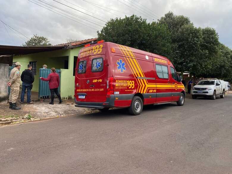 Corpo de Bombeiros e Per&iacute;cia estiveram pelo local
