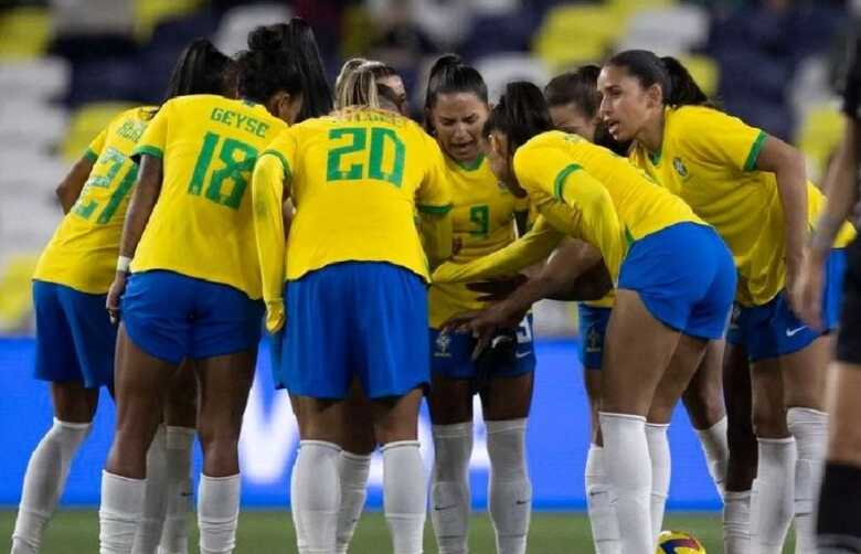 Seleção brasileira feminina de futebol 
