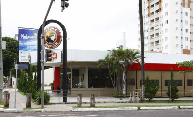 Áquila Burger