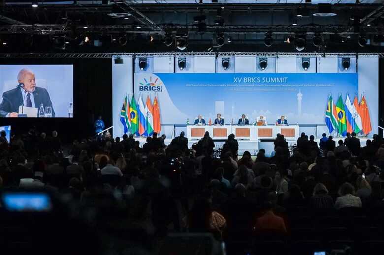 Presidente Lula dá às boas vindas às novas nações