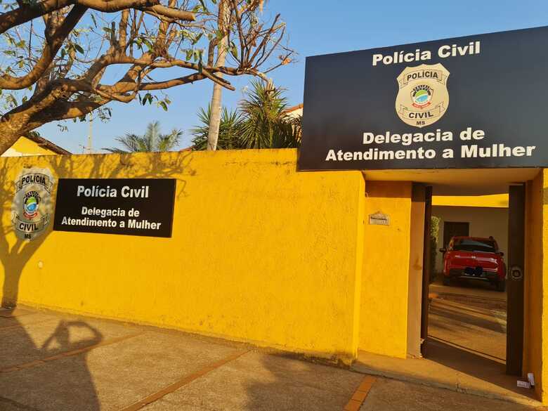 A Polícia Civil está em diligências para localizar o autor