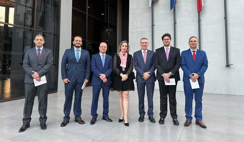 Deputado Paulo Corrêa e o vice-governador Barbosinha com comitiva sul-mato-grossense