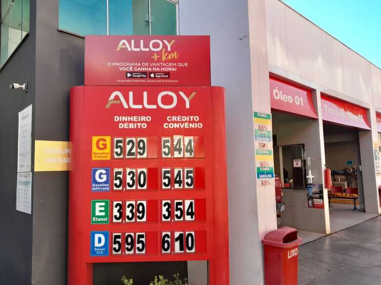 Posto Alloy - Padre João Crippa/ Rua Marechal Candido Mariano Rondon 
