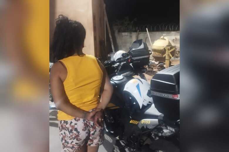 Mulher foi presa na Praça Aquidauana