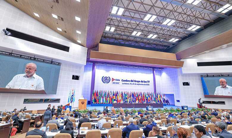 C&uacute;pula &eacute; realizada em Havana