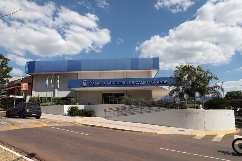 A proposta garante o repasse da complementação financeira para o pagamento do piso salarial nacional