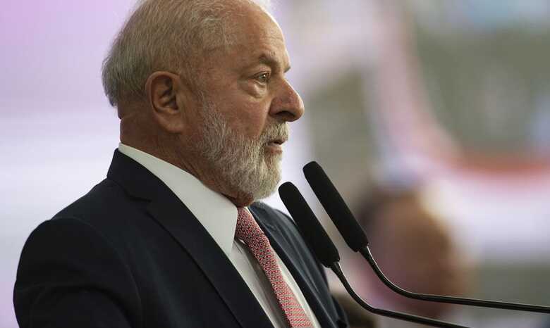 O presidente repetiu seu discurso corrente sobre as intenções do seu governo de distribuir melhor a renda no país