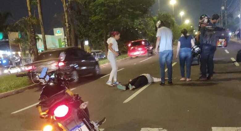 V&iacute;tima tentava atravessar a Afonso Pena quando foi atropelada 