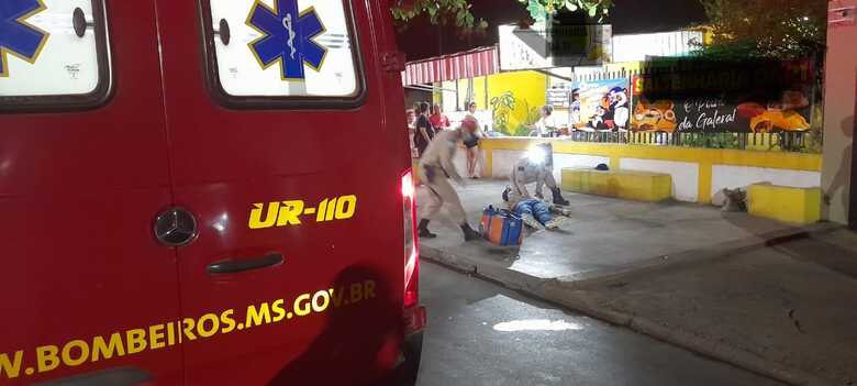Vítima foi socorrida pelo Corpo de Bombeiros