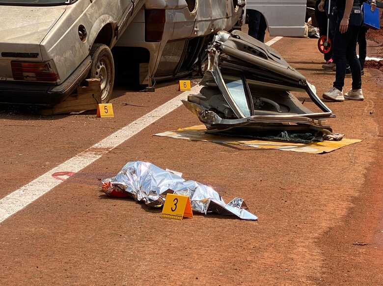 O atendimento &agrave;s v&iacute;timas foi&nbsp;feito por ambul&acirc;ncias da CCR MSVia em conjunto com ve&iacute;culos de resgate do Corpo de Bombeiros, SAMU e o helic&oacute;ptero da Pol&iacute;cia Militar