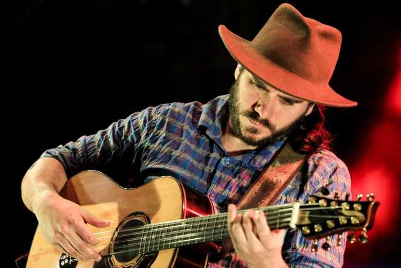 Gabriel volta ao Estado para mais um show festivo