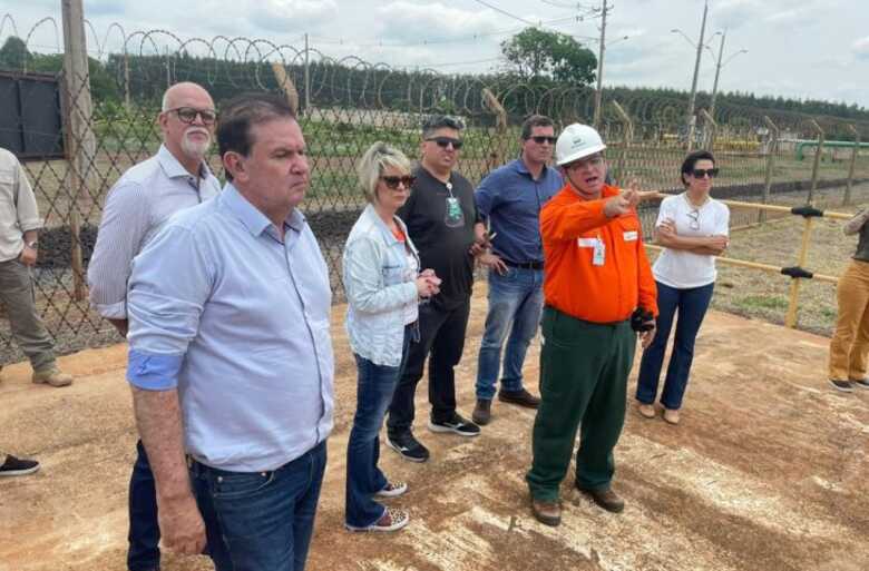 Representantes da Petrobras e o secretário Eduardo Rocha estiveram em Três Lagoas para acertar visita do vice-presidente e comitiva