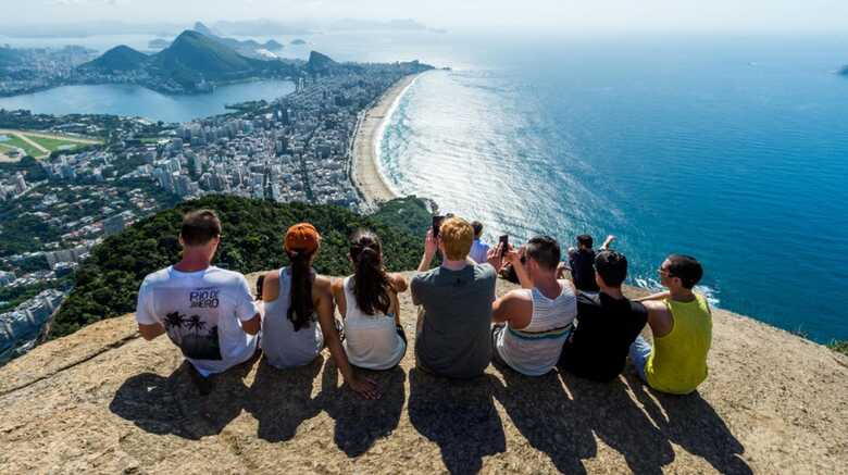 De janeiro a setembro deste ano, os turistas internacionais injetaram mais de R$ 24,6 bilhões na nossa economia
