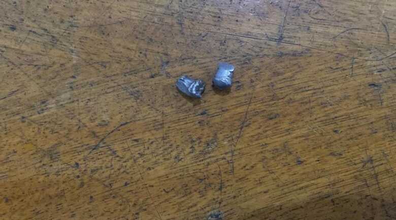 Proj&eacute;teis foram encontrados na casa