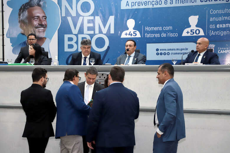 A sess&atilde;o acontece a partir das 9h no Plen&aacute;rio Oliva Enciso