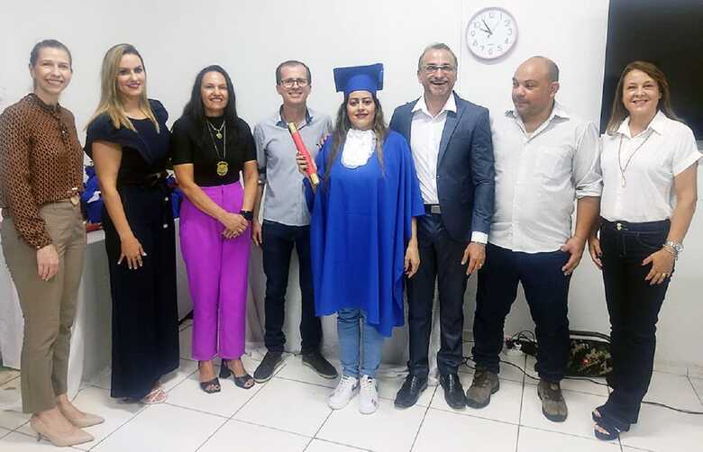 A unidade penal EPFIIZ &eacute; pioneira no projeto e neste ano tiveram 46 concluintes do fundamental, m&eacute;dio e superior.