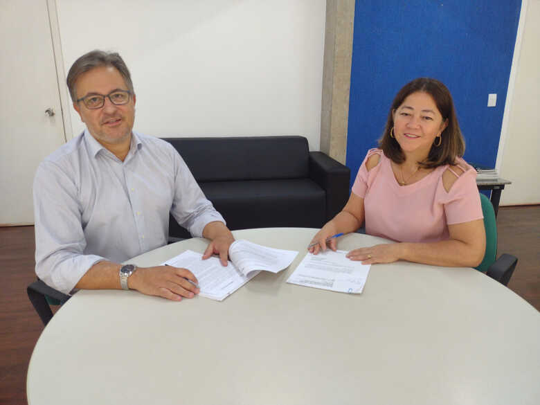 Controlador-geral, Carlos Eduardo Gir&atilde;o e&nbsp;Marina Gaidarji