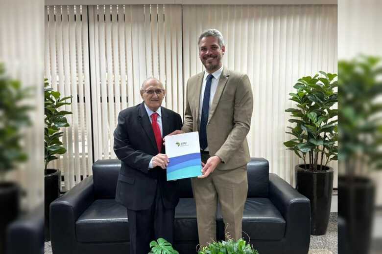 Presidente do TRE-MS,&nbsp;Paschoal Carmello Leandro e o&nbsp;Superintendente&nbsp;Tiago Botelho