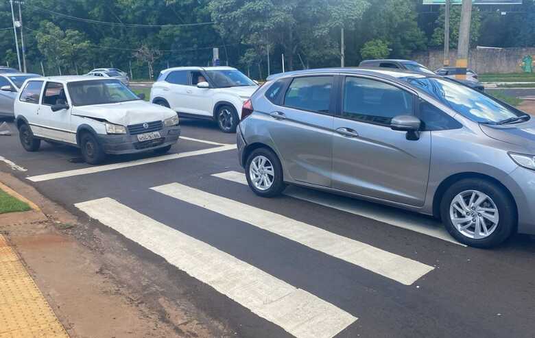 Acidente na Via Park agora