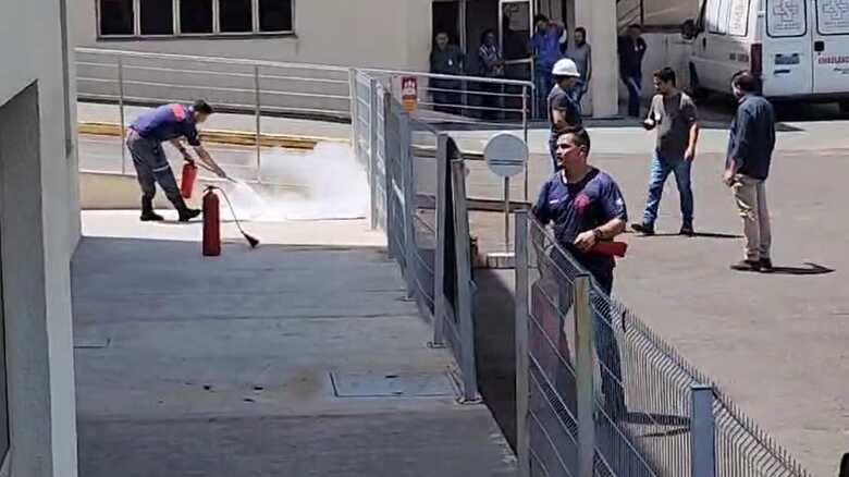 Trabalhadores conseguiram conter o problema