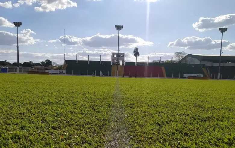 Estádio Municipal Sotero Zarate em Sidrolândia (MS)