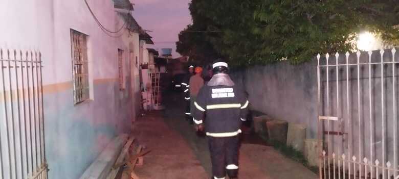 Bombeiros conseguiram conter inc&ecirc;ndio
