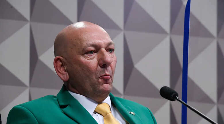 Luciano Hang, popularmente conhecido como "Velho da Havan"