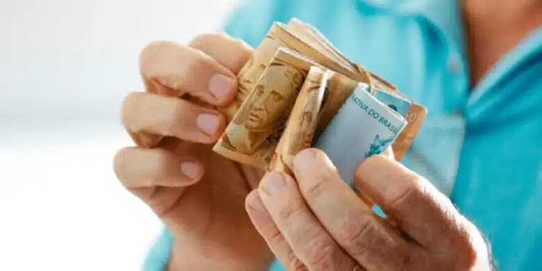 Pesquisa ouviu 500 pessoas, entre 4 e 12 de dezembro de 2023.
