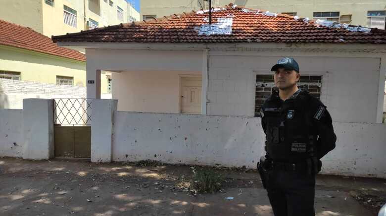 Pol&iacute;cia isolou a &aacute;rea at&eacute; a chegada da Pol&iacute;cia Cient&iacute;fica