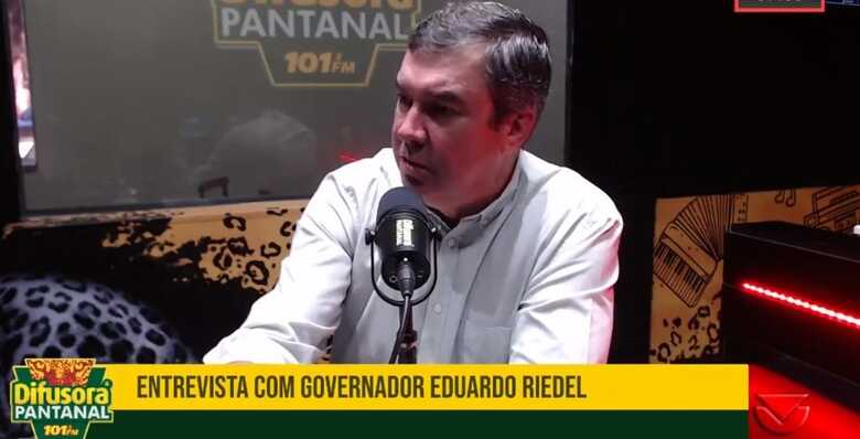 Governador Eduardo Riedel (PSDB)