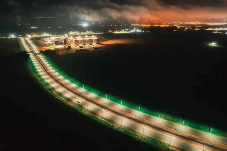 Iluminação ajudará motoristas e demais veículos na pista