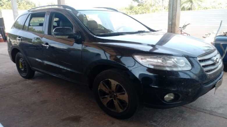 Hyundai Santa Fé é um dos veículos presentes nos lotes