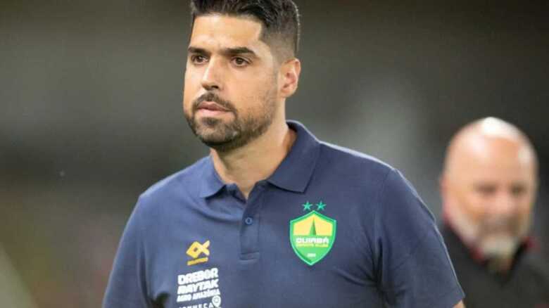 António Oliveira é o novo técnico do Corinthians