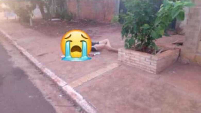 Mulher foi encontrada morta e com bastante sangue