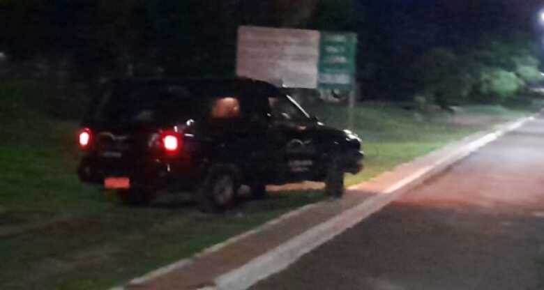 O corpo estava na entrada da cidade